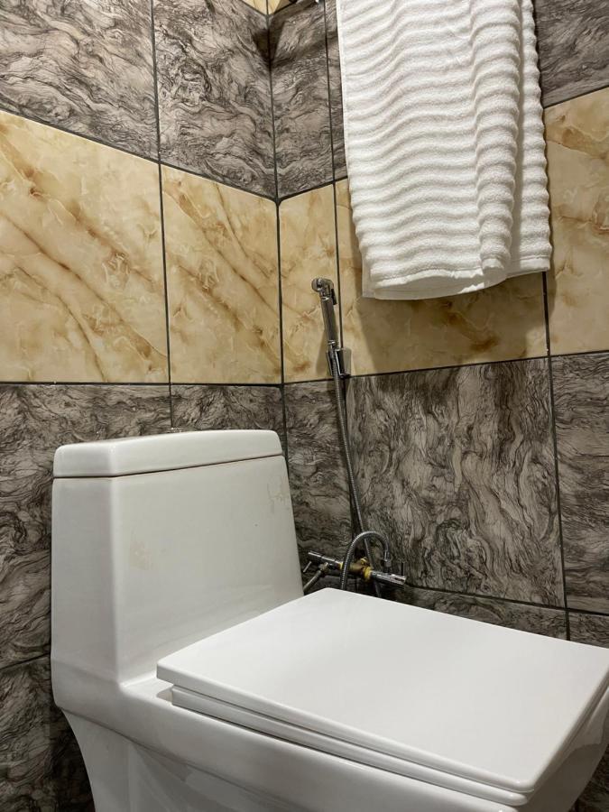 La Rochelle Hotel Яунде Экстерьер фото